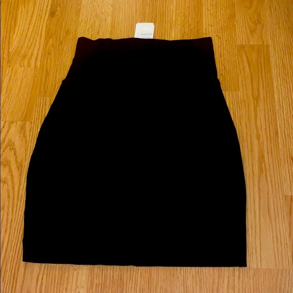 Black pencil skirt